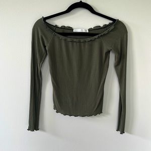 Lettuce Edge Long Sleeve Crop